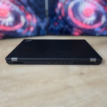 Lenovo ThinkPad P73 Workstation image 3