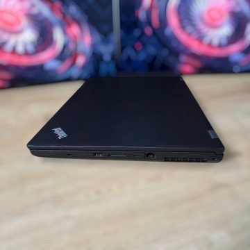 Lenovo ThinkPad P73 Workstation image 4