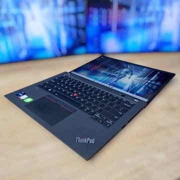 Lenovo ThinkPad T14s image 1