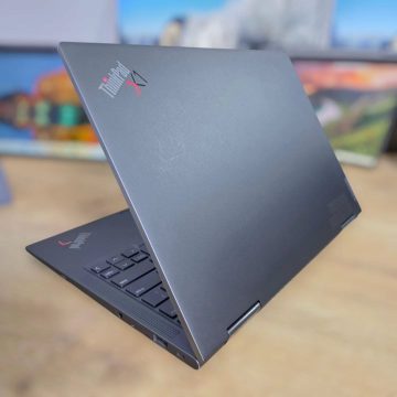 Lenovo ThinkPad X1 Yoga Gen 6 image 2